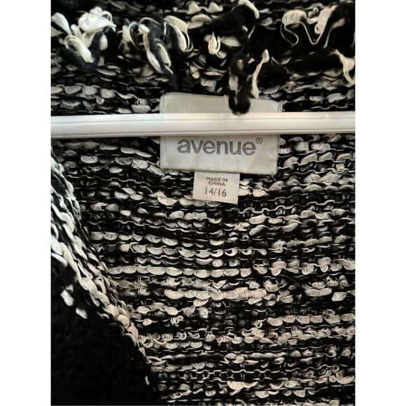 Avenue Black & White Ruffle Mohair Blend Tie Front  Cardigan Sweater sz 14/16 EU - Picture 2 of 6